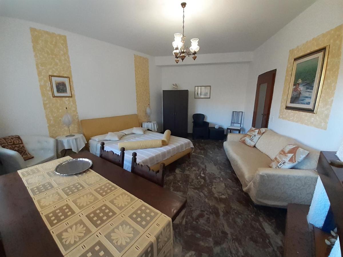 Saglia Apartments Malcesine Buitenkant foto